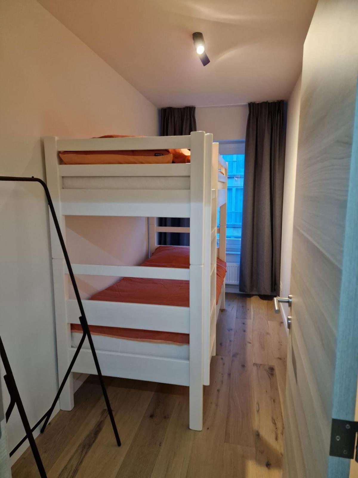 Luxury Renovated 3 Rooms Apartment Ostende Extérieur photo