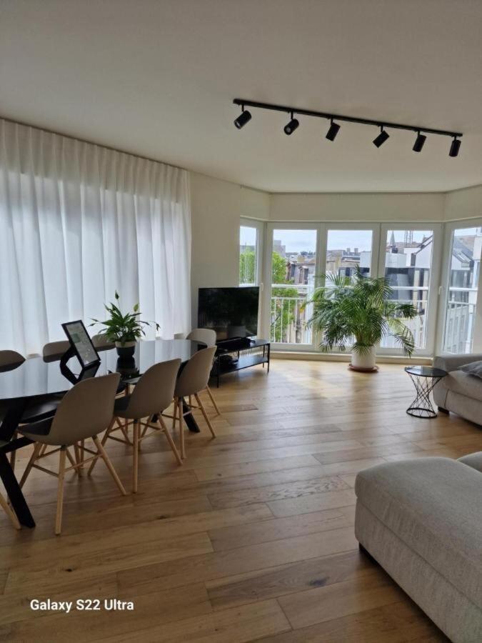 Luxury Renovated 3 Rooms Apartment Ostende Extérieur photo